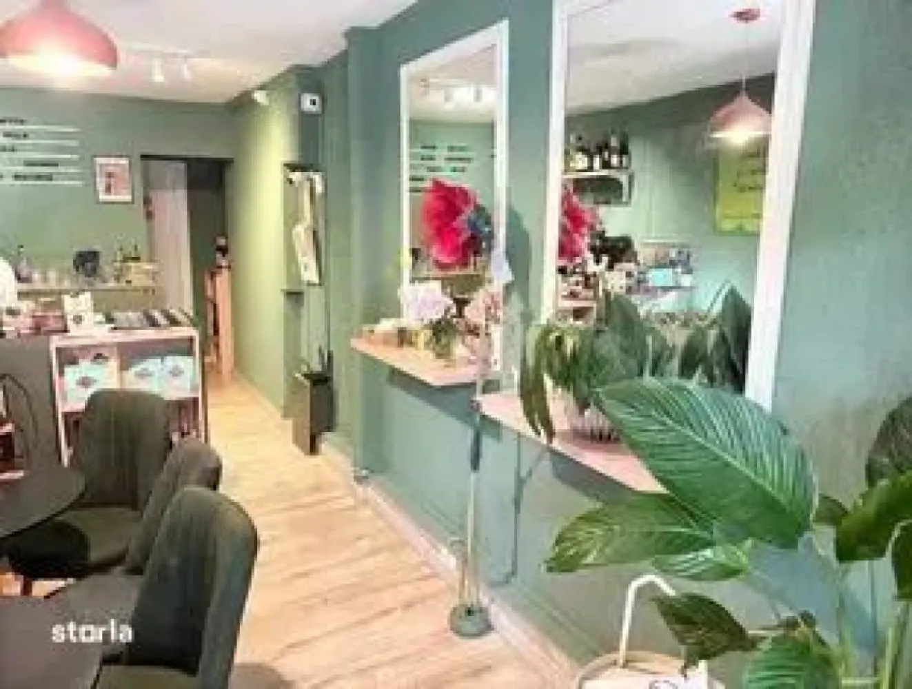 Vanzare spațiu comercial premium - VANZARE SPATIU COMERCIAL INTABULAT-OMOLOGAT , IN FUNCTIUNE (CU CHIRIAS) , SUPRAFATA UTILA INTERIOR 24 MP -COMPARTIMENTAT , STRADAL- CALEA DOROBANTILOR (VIS-A-VIS TELEVIZIUNE) , UTILITĂȚI CU CONTORIZARE PROPRIE. SPATIUL COMERCIAL DISPUNE DE O TERASA AMENAJATA 14 MP SI DE UN ALT SPATIU EXTERIOR ÎNGRĂDIT DE 10 MP PENTRU DEPOZITARE(TOMBERON, ETC) PRETUL 167.750 EURO Telefon