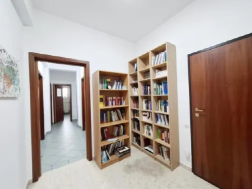 BRASADAS vinde Imobil exclusivist in cartierul Primaverii.