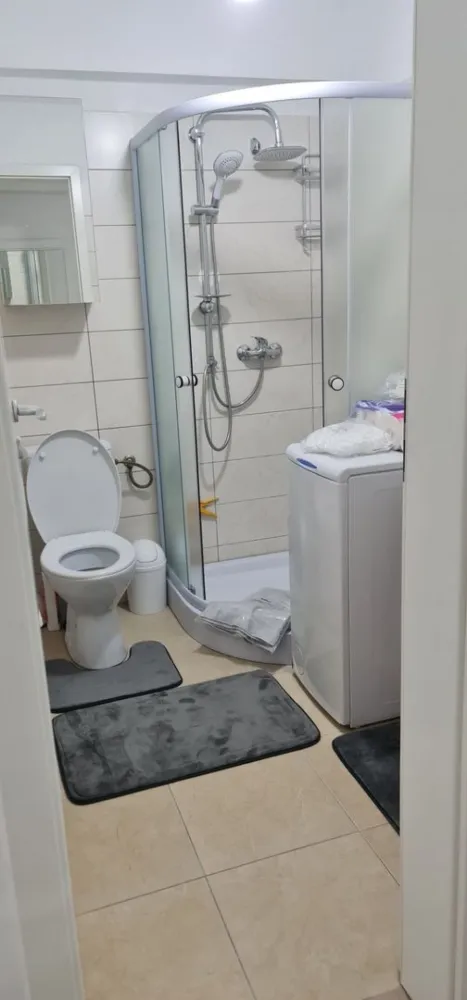 Inchiriez Ap 2 cam . Lujerului . Proprietar