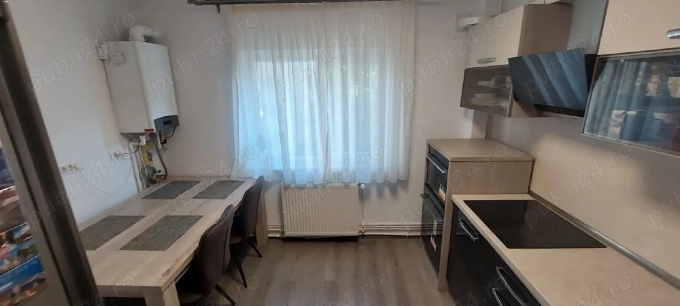 Bd. Unirii, 3 camere, 2 bai, centrala termica, parcare, lux