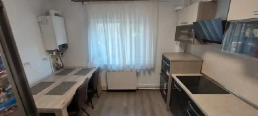 Bd. Unirii, 3 camere, 2 bai, centrala termica, parcare, lux