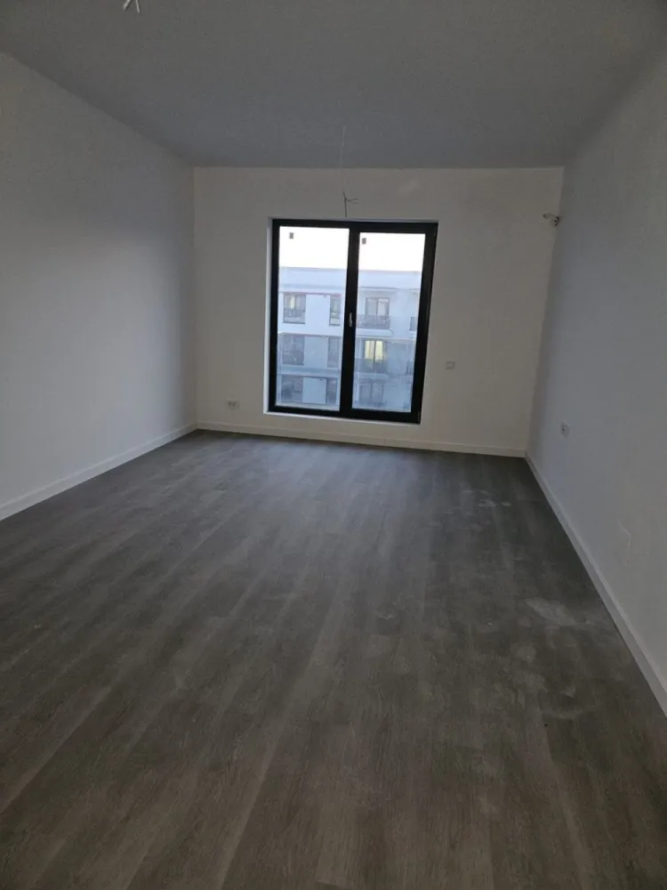 2 camere Lujerului Exigent Plaza Residence 65 mp - Apartament 2 camere Exigent Plaza Residence faza 5, finisat complet, gata de mobilat. - metrou Lujerului 12-15 min în funcție de mers - etaj 11/11, fara vecini deasupra, vedere pe curtea interioară, liniște - încălzire în pardoseală - uși Pinum masive - parchet - sanitare instalate - living imens de 26 mp - bucătărie 9 mp - hol mare cu loc special pentru dressing - vedere spre vest, foarte luminos Vizionari oricând.