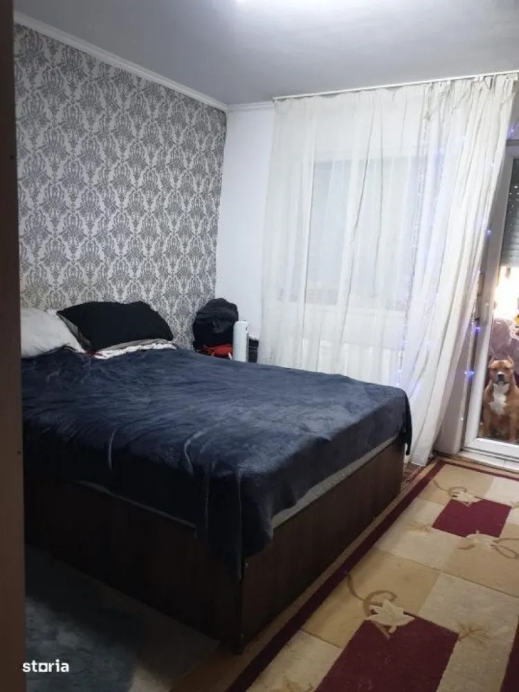 Apartament 3 camere satu mare micro 16 - Suprafață utilă: 70 m2 Numărul de camere: 3 Încălzire: fără informații Etaj: 4 Chirie: fără informații Stare: gata de utilizare Tip proprietate: locuință utilizată Forma de proprietate: drept de proprietate Liber de la: 2025-10-24 Tip vânzător: agenție Informații suplimentare: balcon