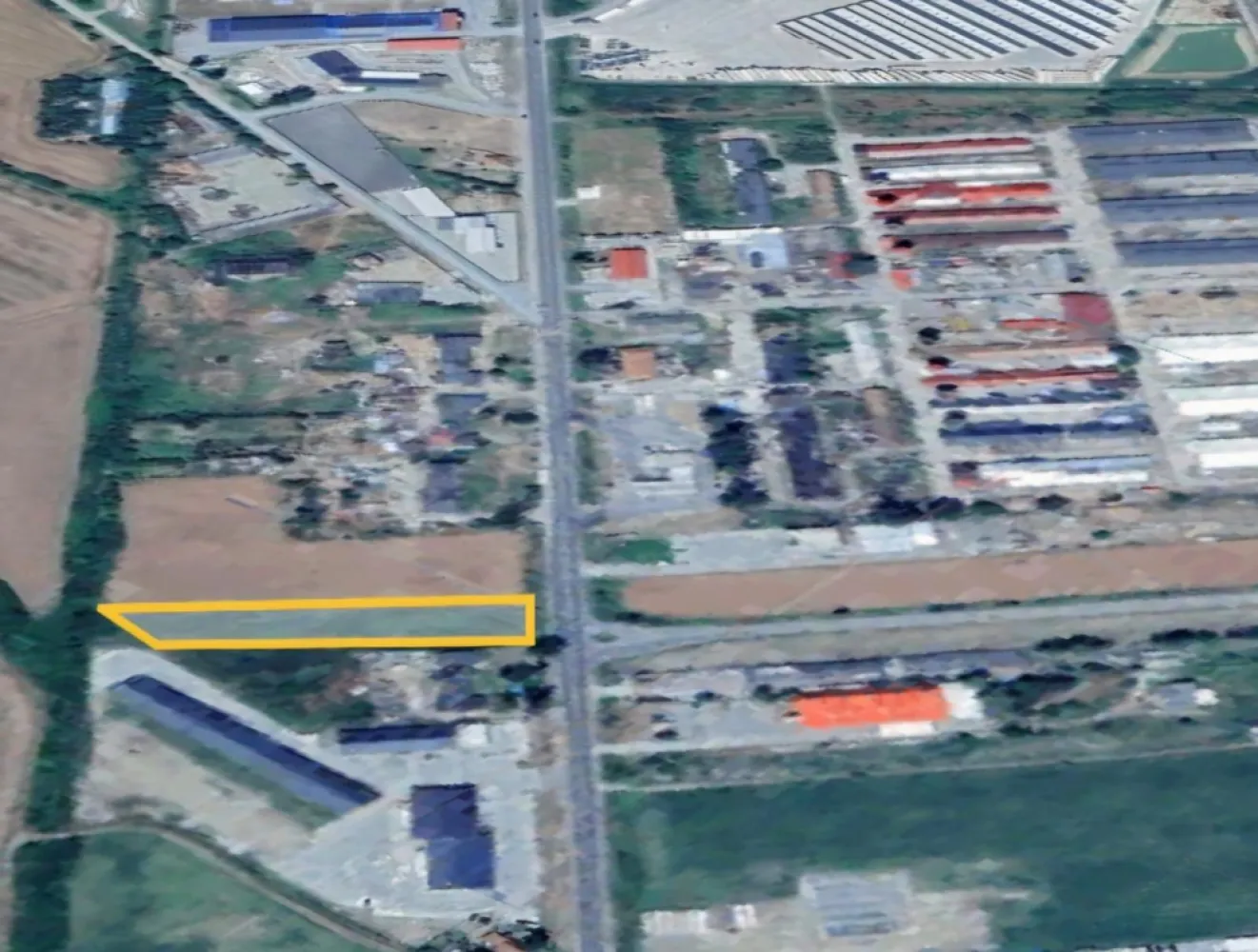 BRASADAS vinde 5000 mp. teren intravilan Aurel Vlaicu SOCAR. - Agentia Imobiliara BRASADAS vinde teren intravilan pe strada Aurel Vlaicu in fata benzinariei SOCAR, cu front stradal de 40m. www.brasadas.com.
