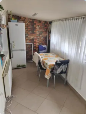 Vând apartament 3 camere