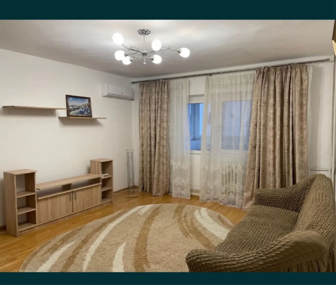 Inchiriere apartament - Închiriez apartament spațios cu 2 camere, complet mobilat și utilat, situat într-o zonă liniștită, la doar 15 minute de centrul Bucureștiului.. Detalii apartament: • Suprafață utilă generoasă, compartimentare practică • Living luminos, cu canapea și fotolii, televizor, aer condiționat • Dormitor matrimonial cu pat dublu și dulap încăpător • Bucătărie complet echipată: aragaz, hotă, frigider, cuptor cu microunde, masă Balcon închis, ideal pentru relaxare sau spațiu de depozitare • Mașină de spălat rufe • Etaj intermediar, bloc reabilitat termic, scara curată, vecini liniștiți Aproape de Vulcan Center, parc Sebastian, Piața Rahova • Transport în comun accesibil (tramvai, autobuz) • Magazine, farmacii, școli și grădinițe în apropiere • Zonă verde, liniștită, ideală pentru familie sau cuplu Se solicită o lună avans + o lună garanție • Fără animale de companie • Disponibil imediat